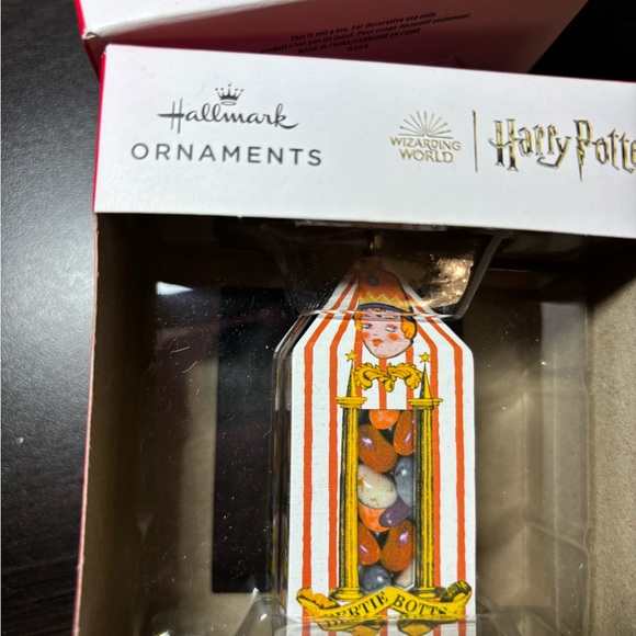 Hallmark Harry Potter Ornament Collection - Picture 6 of 6